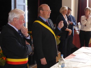 Luc Gathy, président CPAS (d) avec Marc Deconinck, bourgmestre (g)