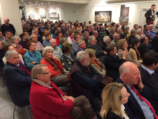 20140210_194116000_iOS