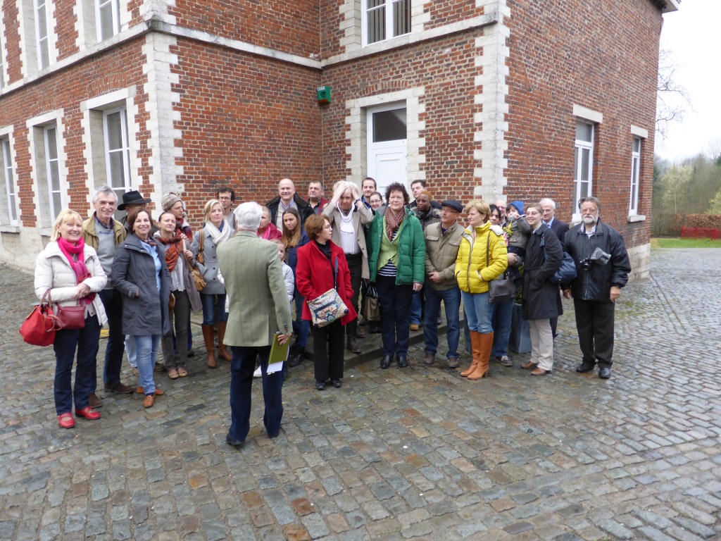 Quelques explications par Marc Deconinck avant de monter dans le car