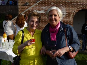 Brigitte Wiaux, échevine, pendant le verre de l'amitié