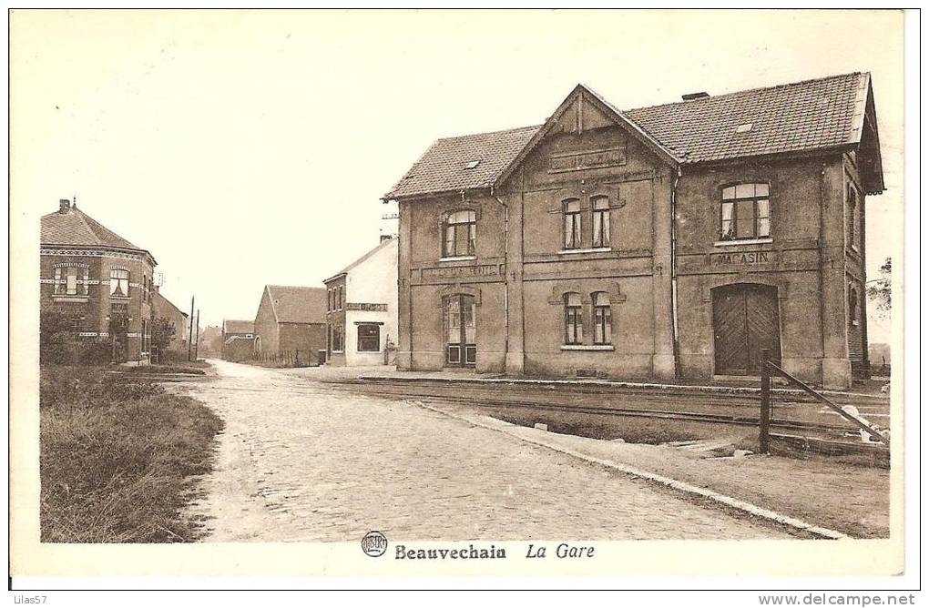 La staton de Beauvechain, actuellement toujours la Rue de la ... Station! (vue vers le nord)