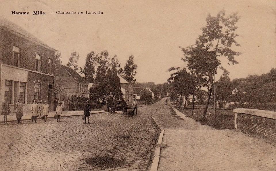 Maintenant et Autrefois: Hamme-Mille Chaussée de&nbsp;Louvain